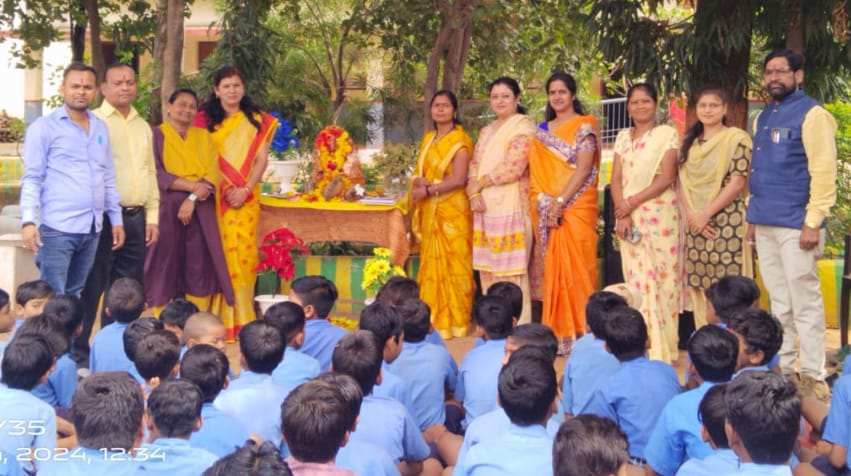 बोडेगांव स्कूल में धूमधाम से मनाया गया बसंत पंचमी उत्सव