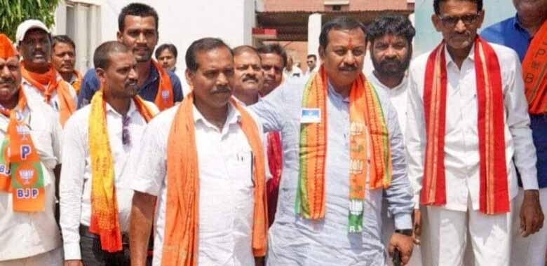 दुर्ग सांसद प्रत्याशी विजय बघेल गांवों में चुनावी प्रचार में जुटे