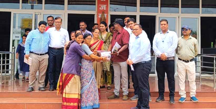 ओडिशा रूरल डेवलपमेंट एंड मार्केटिंग सोसायटी के अधिकारियों द्वारा दुर्ग जिले में आजीविका मिशन की गतिविधियों का निरीक्षण