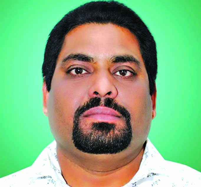 स्वामी आत्मानंद स्कूलों में आर्ट्स और कॉमर्स विषयों की कमी: बच्चों की शिक्षा पर संकट