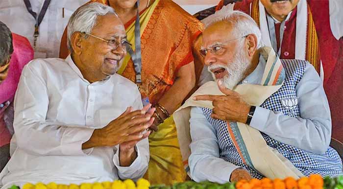 लोकसभा चुनाव 2024: भाजपा को बहुमत नहीं, एनडीए सरकार बनाने की ओर लोकसभा चुनाव 2024: भाजपा को बहुमत नहीं, एनडीए सरकार बनाने की ओर