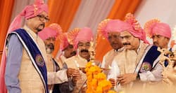 अटल बिहारी वाजपेयी विश्वविद्यालय के 5वें दीक्षांत समारोह में राज्यपाल और मुख्यमंत्री की शिरकत