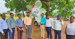 स्वतंत्रता दिवस पर पर्यावरण संरक्षण के संदेश के साथ भोज साहू की अभिनव पहल स्वतंत्रता दिवस पर पर्यावरण संरक्षण के संदेश के साथ भोज साहू की अभिनव पहल