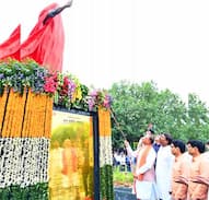 मुख्यमंत्री श्री विष्णु देव साय ने राष्ट्रीय वन शहीद दिवस के अवसर पर वन शहीदों को दी श्रद्धांजलि मुख्यमंत्री श्री विष्णु देव साय ने राष्ट्रीय वन शहीद दिवस के अवसर पर वन शहीदों को दी श्रद्धांजलि