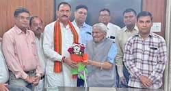 91 वर्षीय बुजुर्ग ने पेश की अद्भुत मिसाल : अस्पताल बनाने के लिए की जमीन दान देने की पेशकश